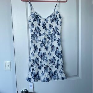 BRAND NEW Abercrombie & Fitch Blue White Floral Dress Size Medium